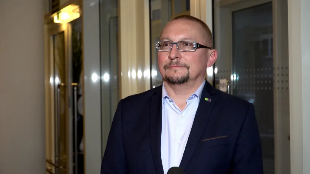 Roślinne burgery czy parówki znajdują coraz więcej zwolenników